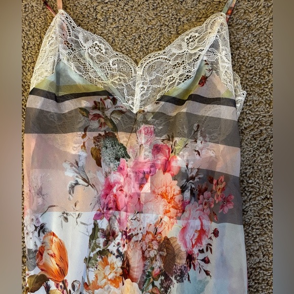 Flora Nikrooz Chiffon Floral Print Nightgown - Size XS - Picture 4 of 10